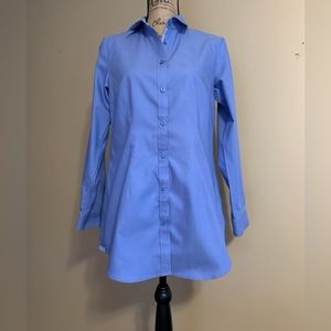 COLDWATER CREEK ladies denim blue longer length button up shirt Size 8 L…